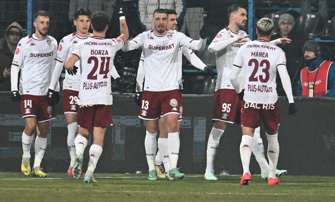 Doi fotbaliști de la Rapid, propuși lui Mircea Lucescu pentru naționala României: „Sunt soluții”. EXCLUSIV