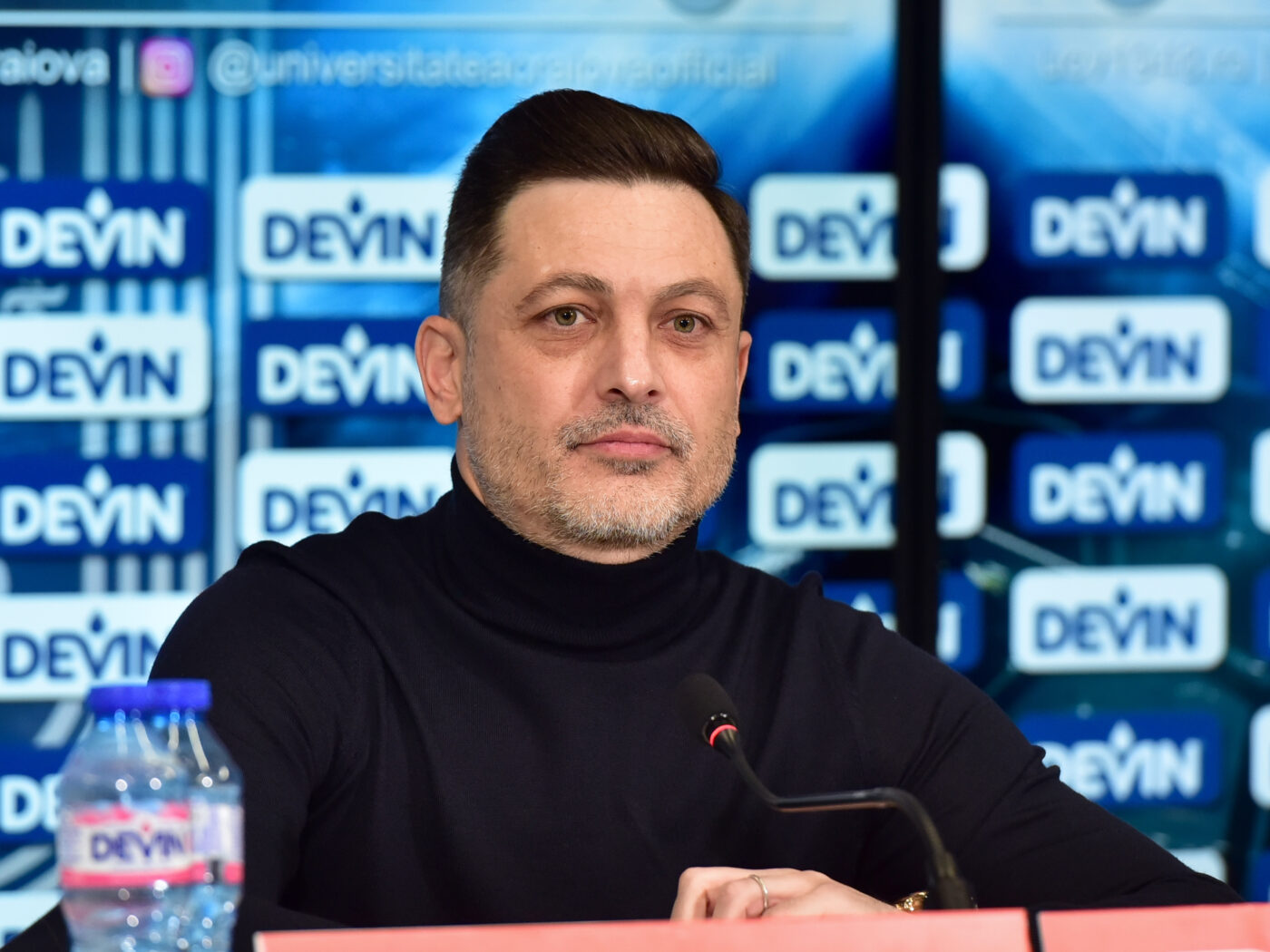Echipa de start şi sistemul de joc pe care le-a ales Mirel Rădoi pentru meciul cu Poli Iaşi, primul pentru el după revenirea la Universitatea Craiova. Brazilianul Safira e titular