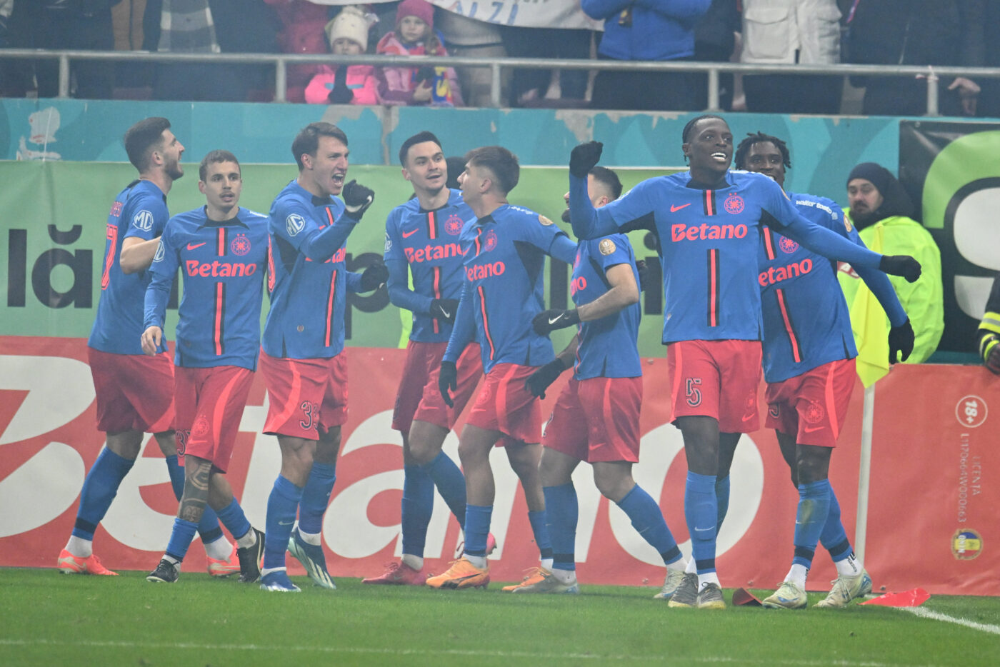 FCSB ia bani de peste tot. E între singurele 5 echipe din Superliga care poate beneficia de sumele de la UEFA din regula „5+6”