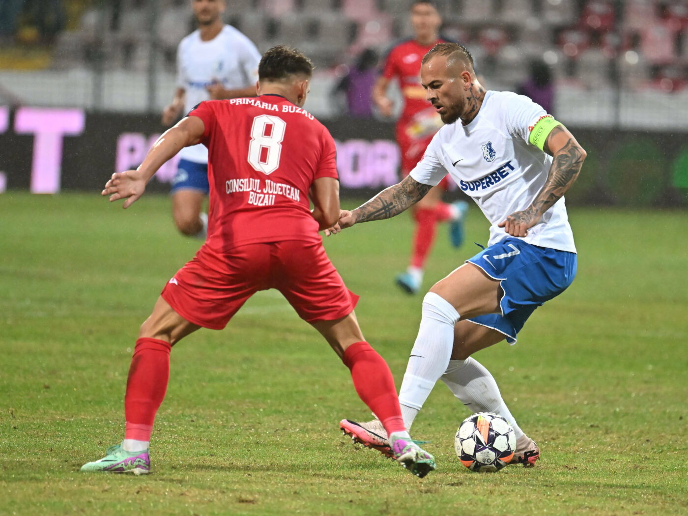 Farul Constanța – Gloria Buzău 1-0, în etapa 26 din Superliga. „Regele” învinge în prelungiri, după reușita rezervei Victor Dican