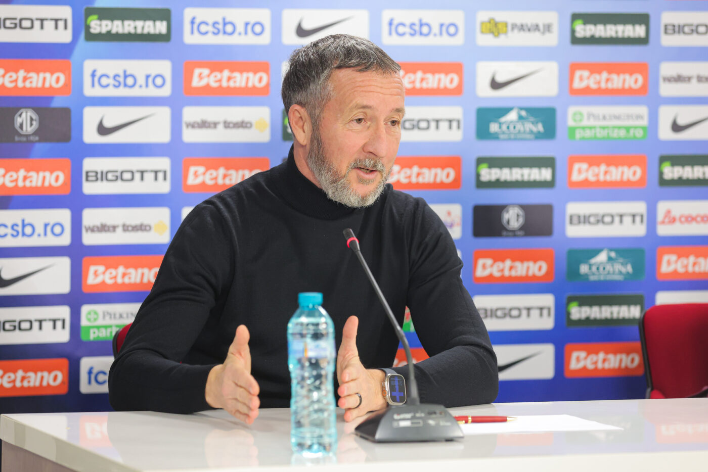 Fotbalistul din Superliga i-a luat ochii oficialului echipei lui Gigi Becali: „E unul dintre cei mai buni mijlocași din țară”