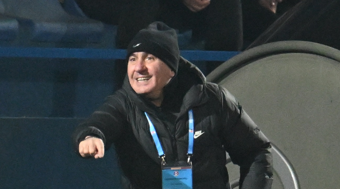 Gică Hagi, pe urmele fostului jucător al lui Ajax: „A avut ofertă și de la Iași, dar și de la Galați și sper să facă pasul spre Superliga!”. VIDEO EXCLUSIV