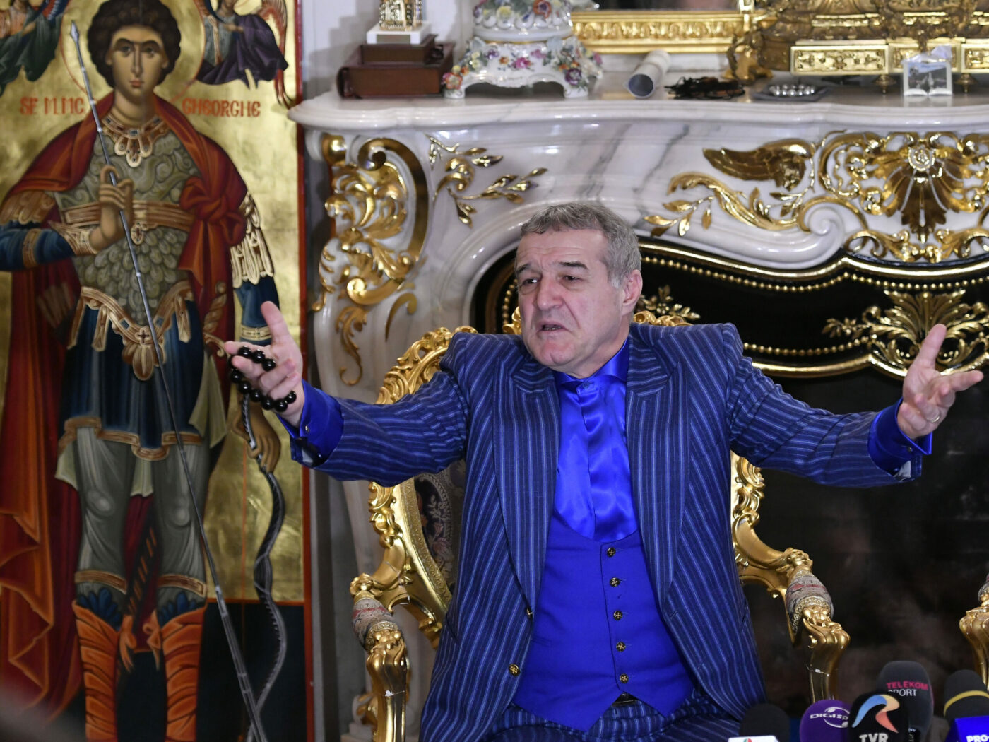 Gigi Becali i-a făcut praf după FCSB – Dinamo 2-1. Le-a spus pe nume celor doi fotbaliști: „Rezolvă, mă, meciul”