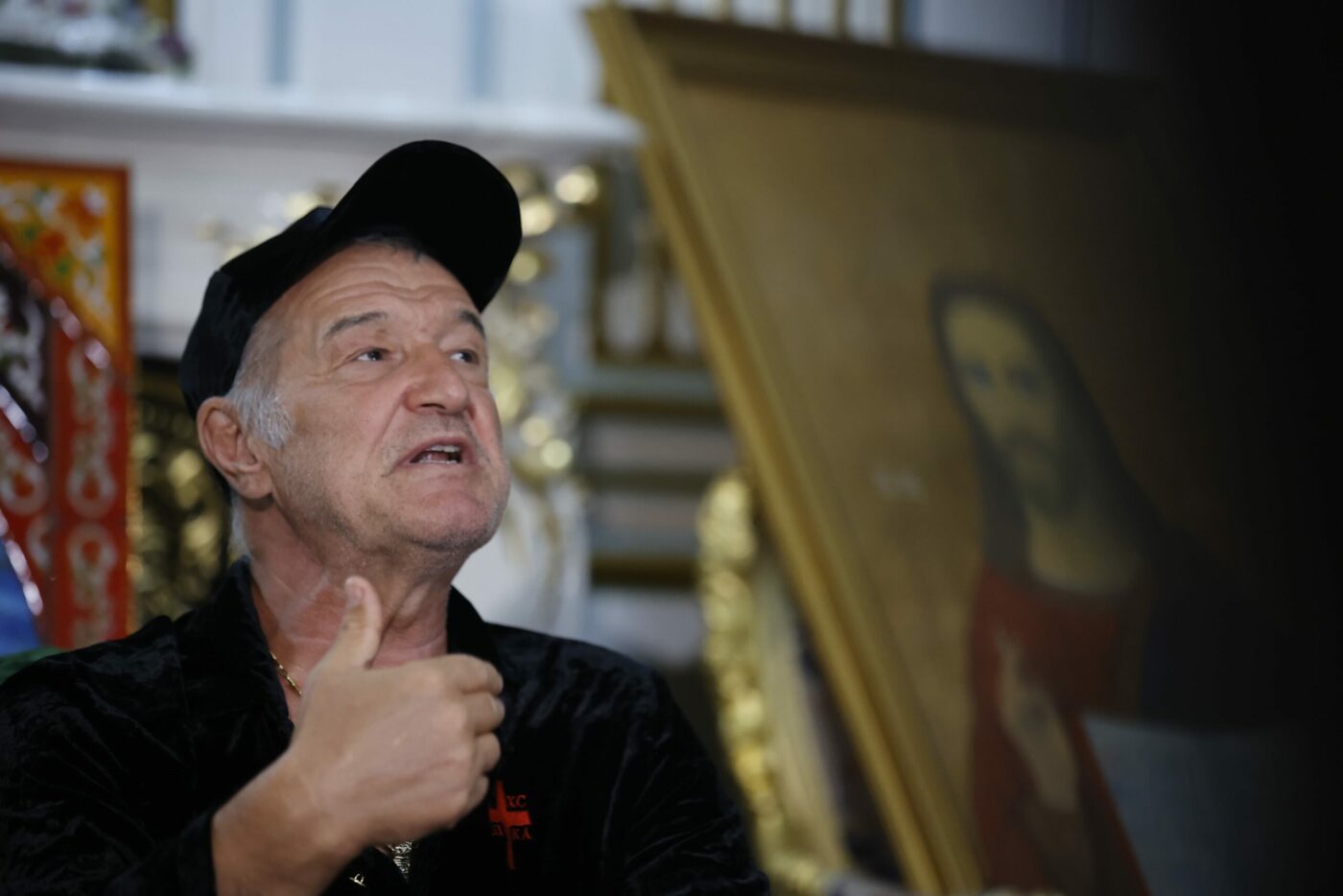 Gigi Becali l-a dat afară de la FCSB fără să-l dea afară: „E out”
