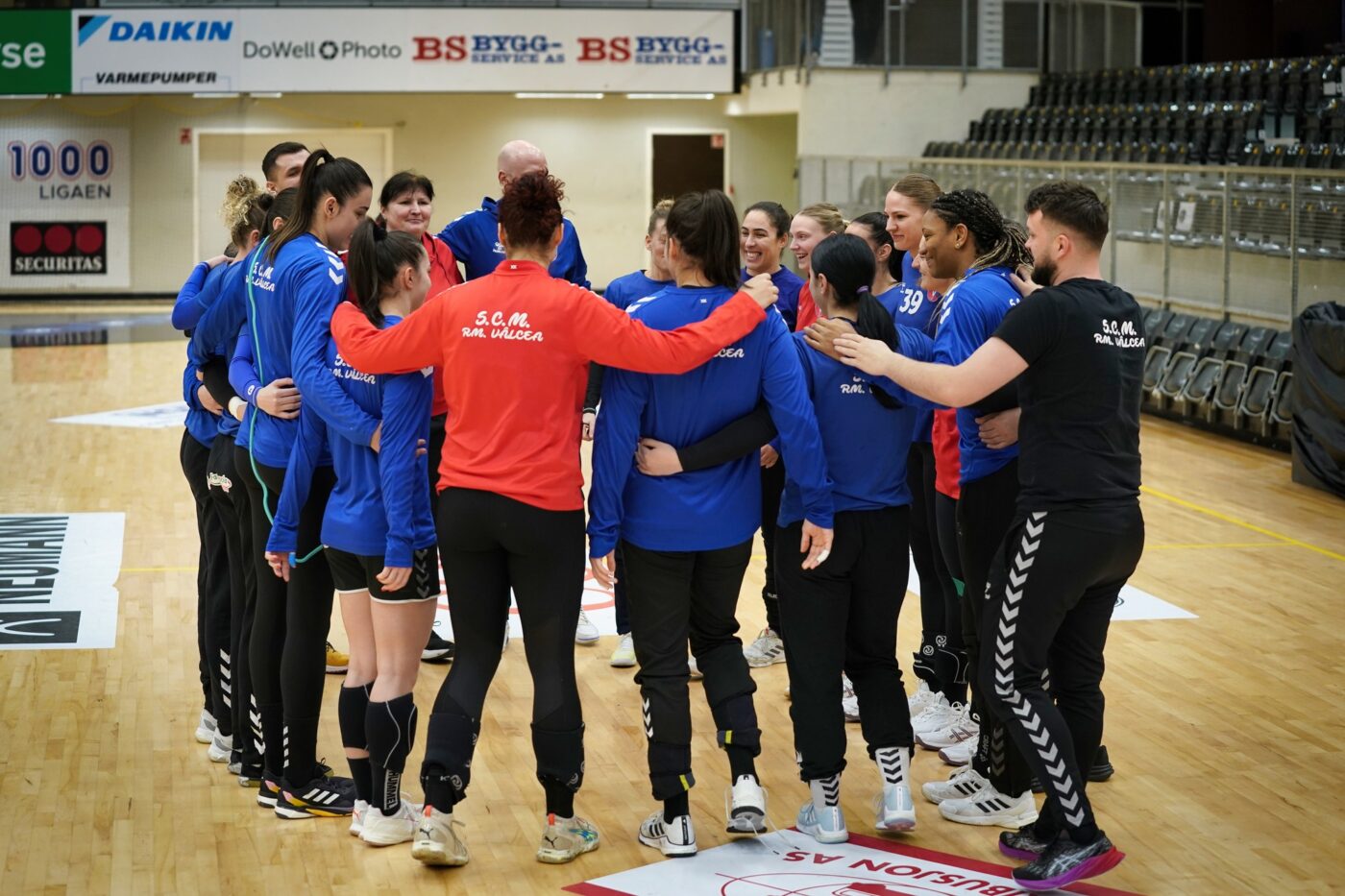 Handbal feminin, EHF European League, Sola – SCM Rm. Vâlcea 34-38. Victorie clară în Norvegia și calificarea în sferturi e aproape
