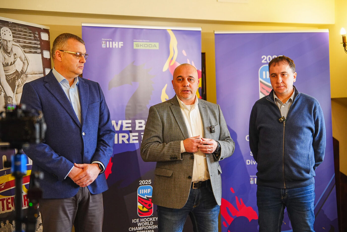 Încep vânzările de bilete la Campionatul Mondial de hochei, Divizia I, Grupa A, la masculin! Turneul, unde participă și România, va avea loc la Sfântu Gheorghe! „Englezii nu au aflat că la noi nu au voie să bea bere în patinoar”. SPECIAL