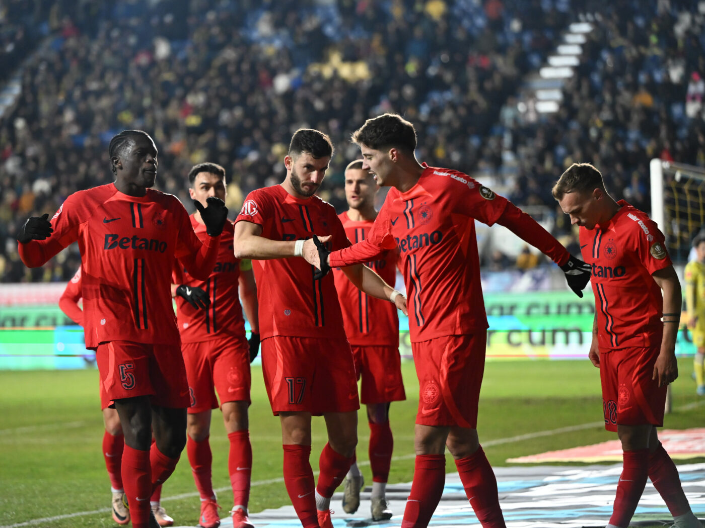 Marius Avram a intrat imediat cum s-a terminat Petrolul – FCSB și a spus care era decizia corectă la faza golului anulat campioanei cu VAR
