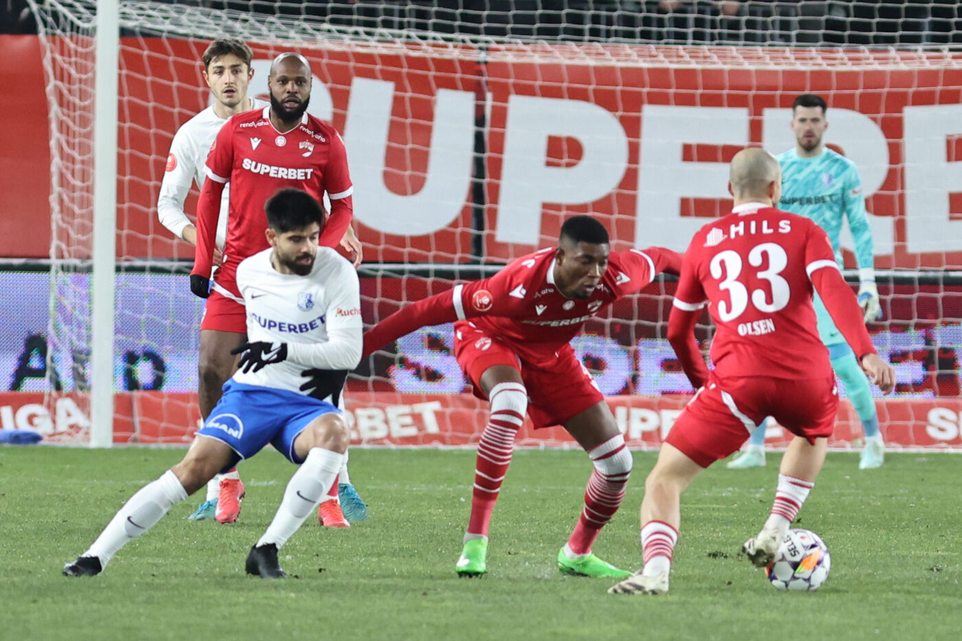 Marius Niculae, discurs încurajator pentru „câini”, după Dinamo – Farul 0-2: „Pică foarte bine înfrângerea”