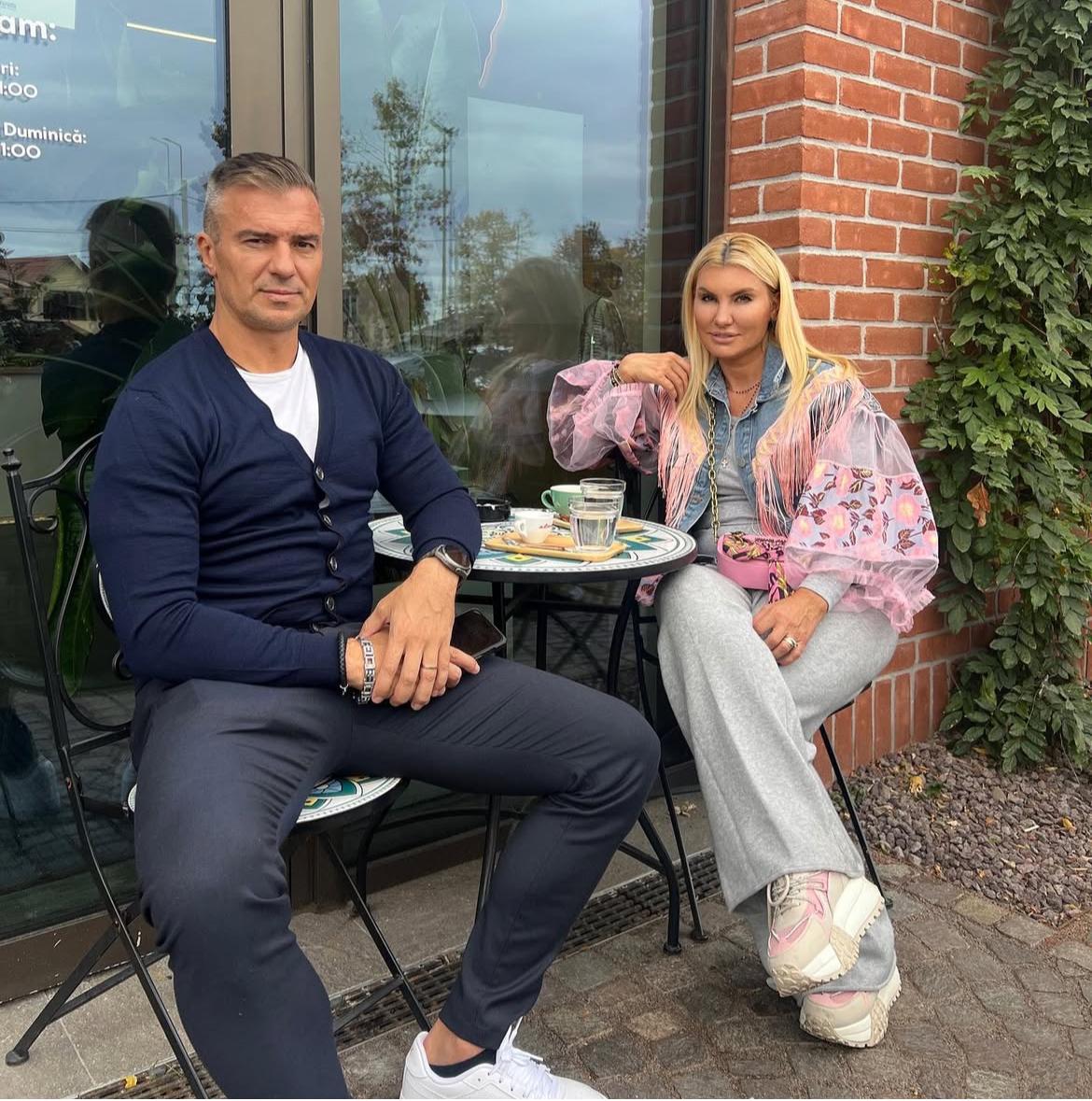 Maseurul de la Rapid l-a cuplat pe starul giuleştenilor cu un manechin spectaculos. „Mi-a dat numărul de telefon. Eu l-am sunat”