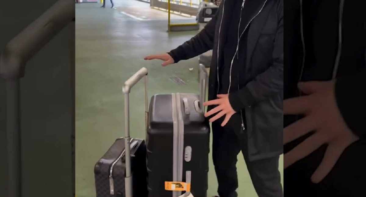 Milionarul care a cumpărat barul Regelui Carol I de la Mitică Dragomir i-a şocat pe angajații de pe aeroportul din Londra. Ce au găsit în bagajul românului