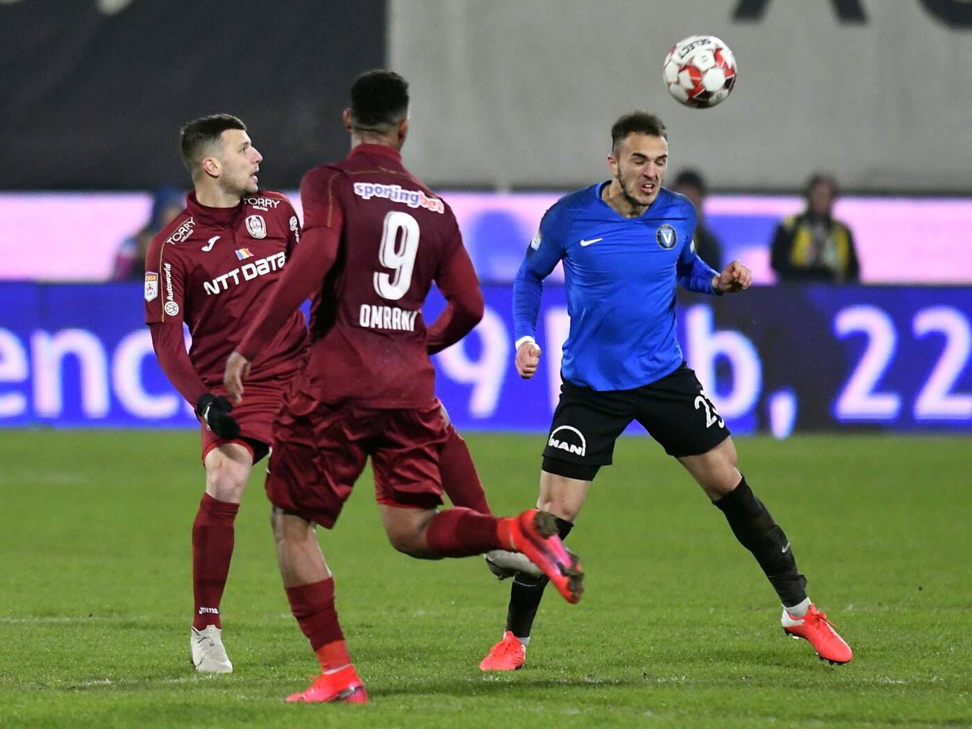 Milionarul român care a refuzat averea familiei în tinerețe pentru a reuşi pe cont propriu revine în forță în fotbal, acum ca sponsor al unei echipe  de mare tradiție