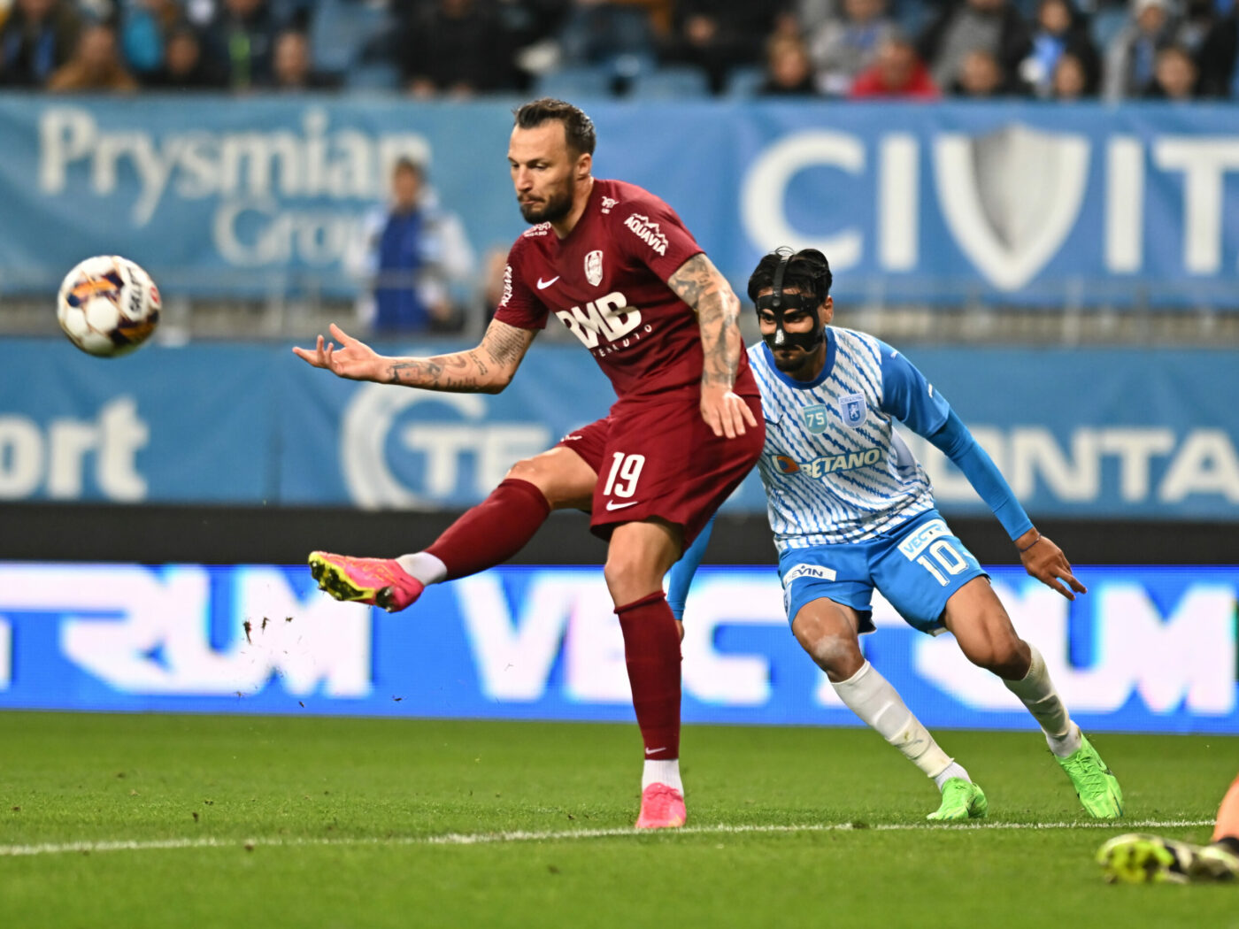 Mirel Rădoi i-a cerut lui Mihai Rotaru transferul renegatului de la CFR Cluj. Vasile Mogoş, lovitura Universității Craiova