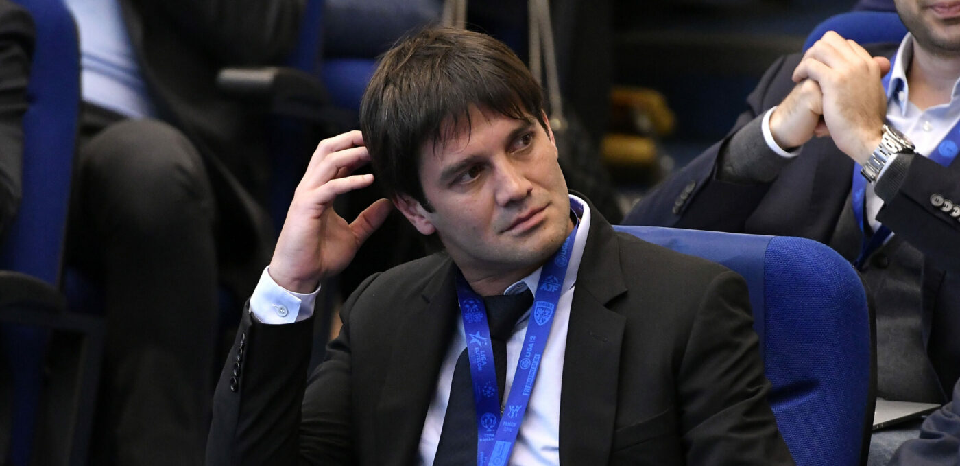 Mirel Rădoi îi va recomanda lui Cristi Chivu jucători de la Universitatea Craiova, dar cu o condiţie. Ce sfat are pentru Mihăilă şi Man