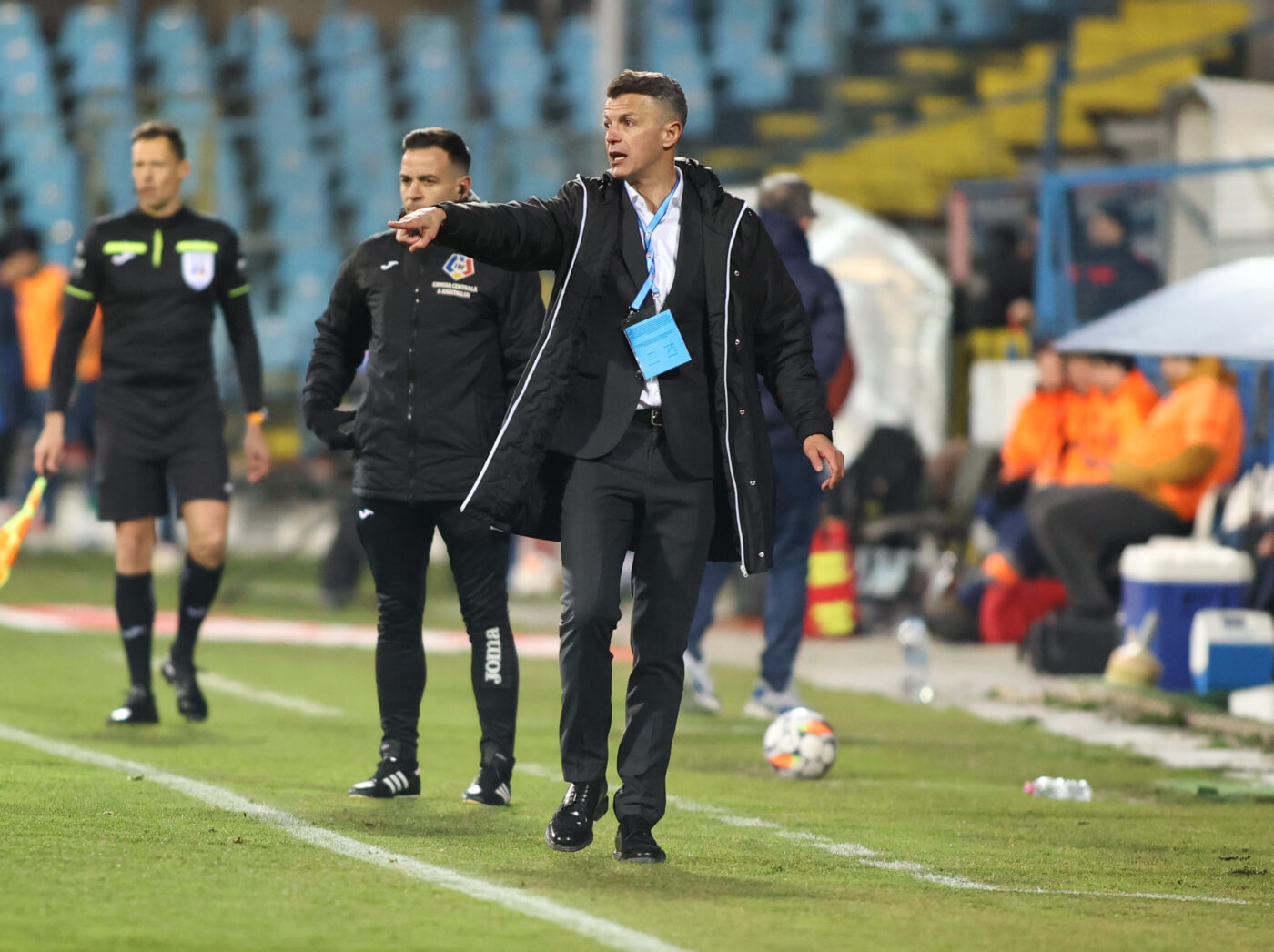 Ovidiu Burcă a anunțat un nou transfer, după Oțelul Galați – Gloria Buzău 2-1: „Am vrut să luăm român, dar sunt foarte scumpi”. Cine a fost remarcatul antrenorului „oțelarilor”