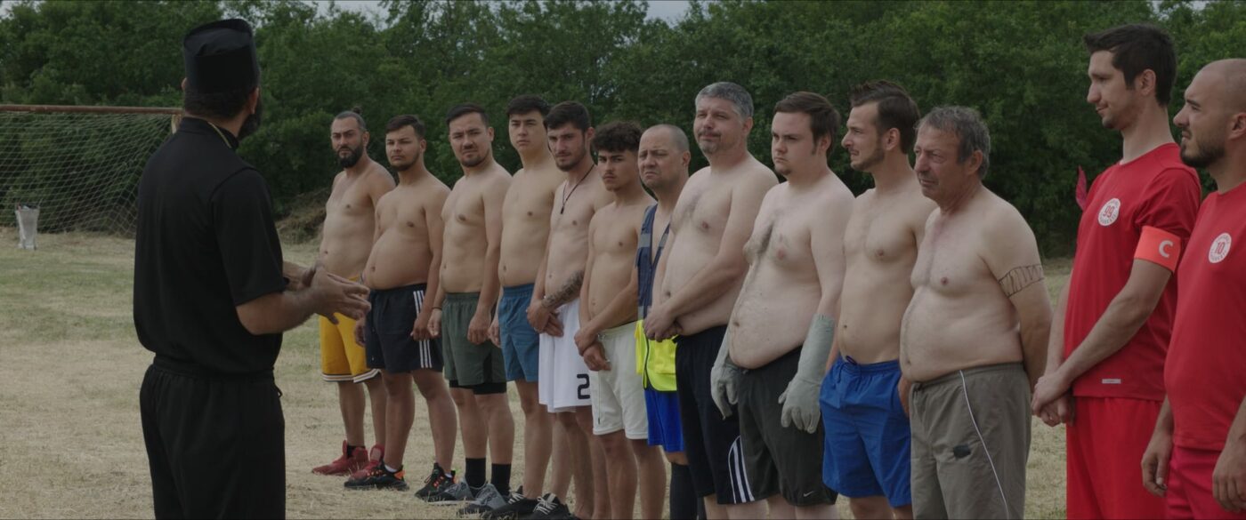 Actori microbiști: Alexandru Conovaru, Sergiu Costache și Cristian Bota – despre meciul de fotbal din filmul ȚĂNDĂRI, pasiunea pentru fotbal și preferințele lor