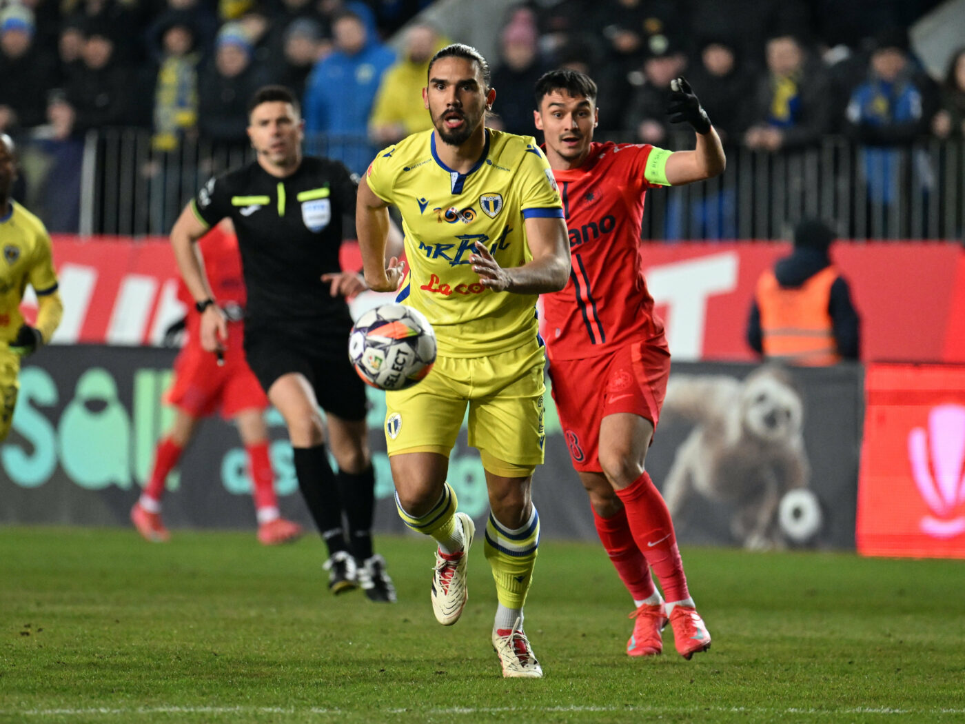 Petrolul Ploiești – FCSB 0-0, în etapa 25 din Superliga. Remiză albă pe „Ilie Oană” după ce VAR-ul a anulat golul lui David Miculescu. Echipa lui Gigi Becali ratează ocazia de a urca pe primul loc