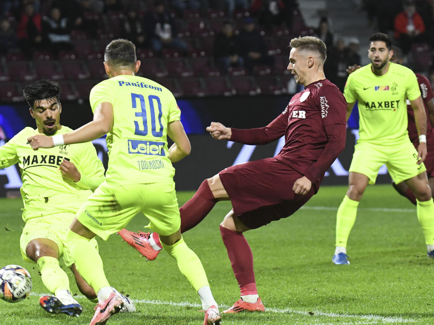 Poli Iași – CFR Cluj Live Video Online în etapa 27 din Superliga, ora 16:00. Echipele de start. Ardelenii lui Dan Petrescu vor victoria pentru a reveni pe primul loc