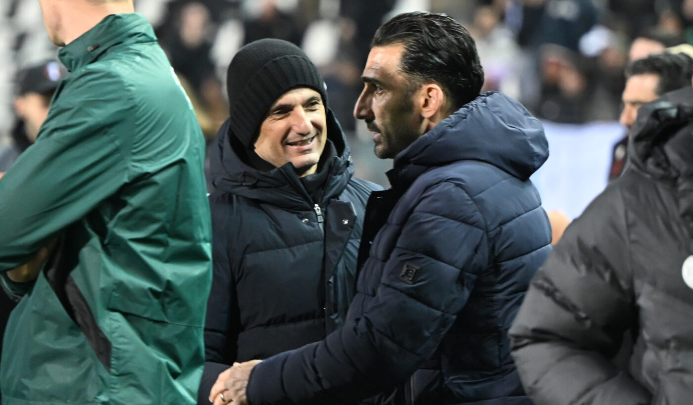 Prietenul lui Elias Charalambous a oprit negocierile unui nou contract cu actualul club pentru că ar fi favorit să devină antrenorul lui Radu Drăguşin la Tottenham