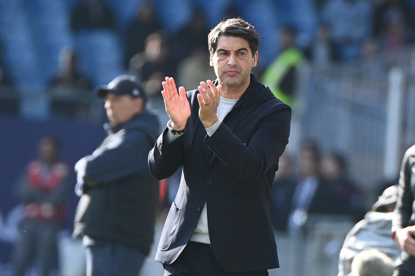 Prima reacție a antrenorului de la Lyon despre FCSB. Câte meciuri a văzut deja cu echipa lui Gigi Becali și verdictul dat