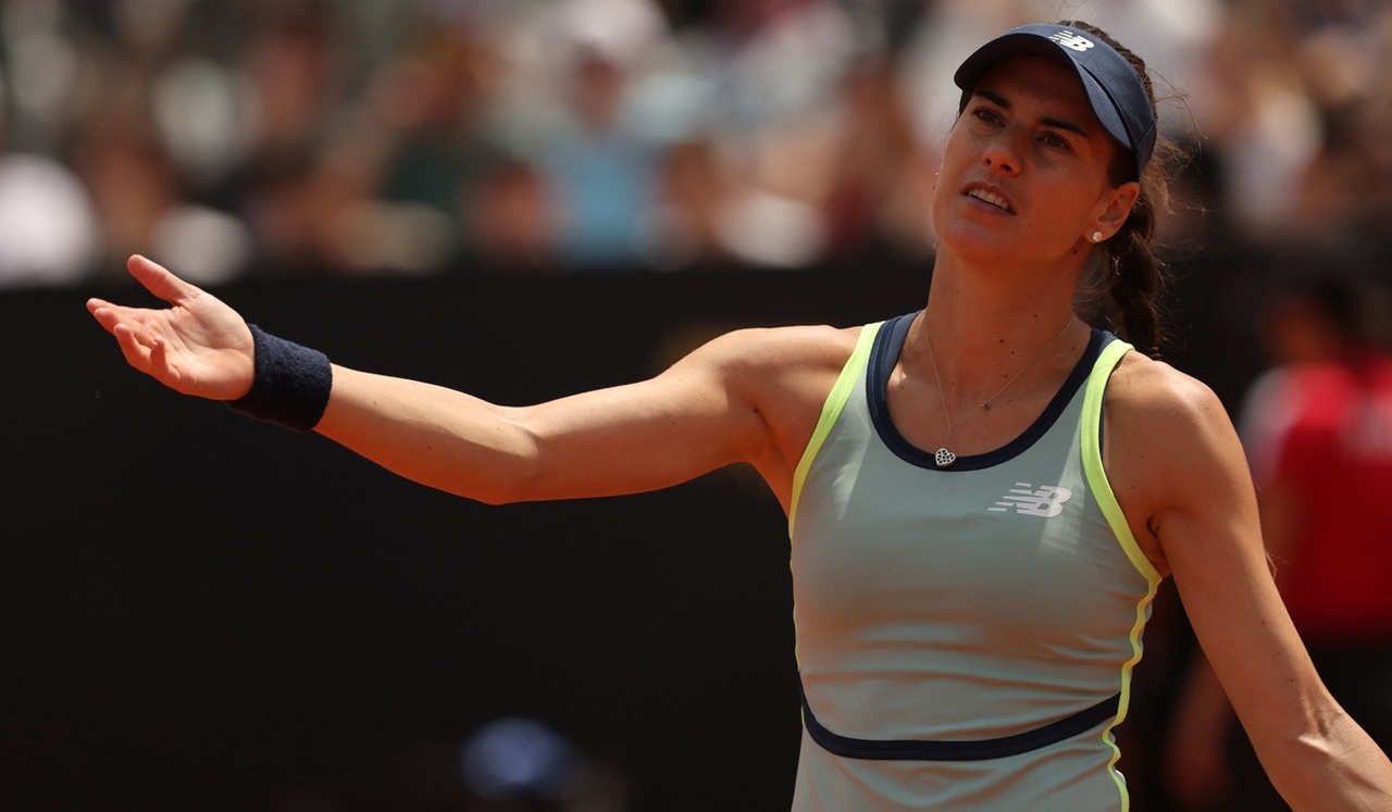 S-a terminat visul frumos din Dubai: Sorana Cîrstea, eliminată în sferturi!