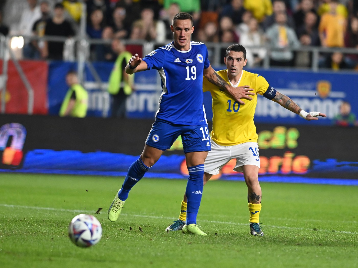 S-au dat toate biletele! România – Bosnia, sold out