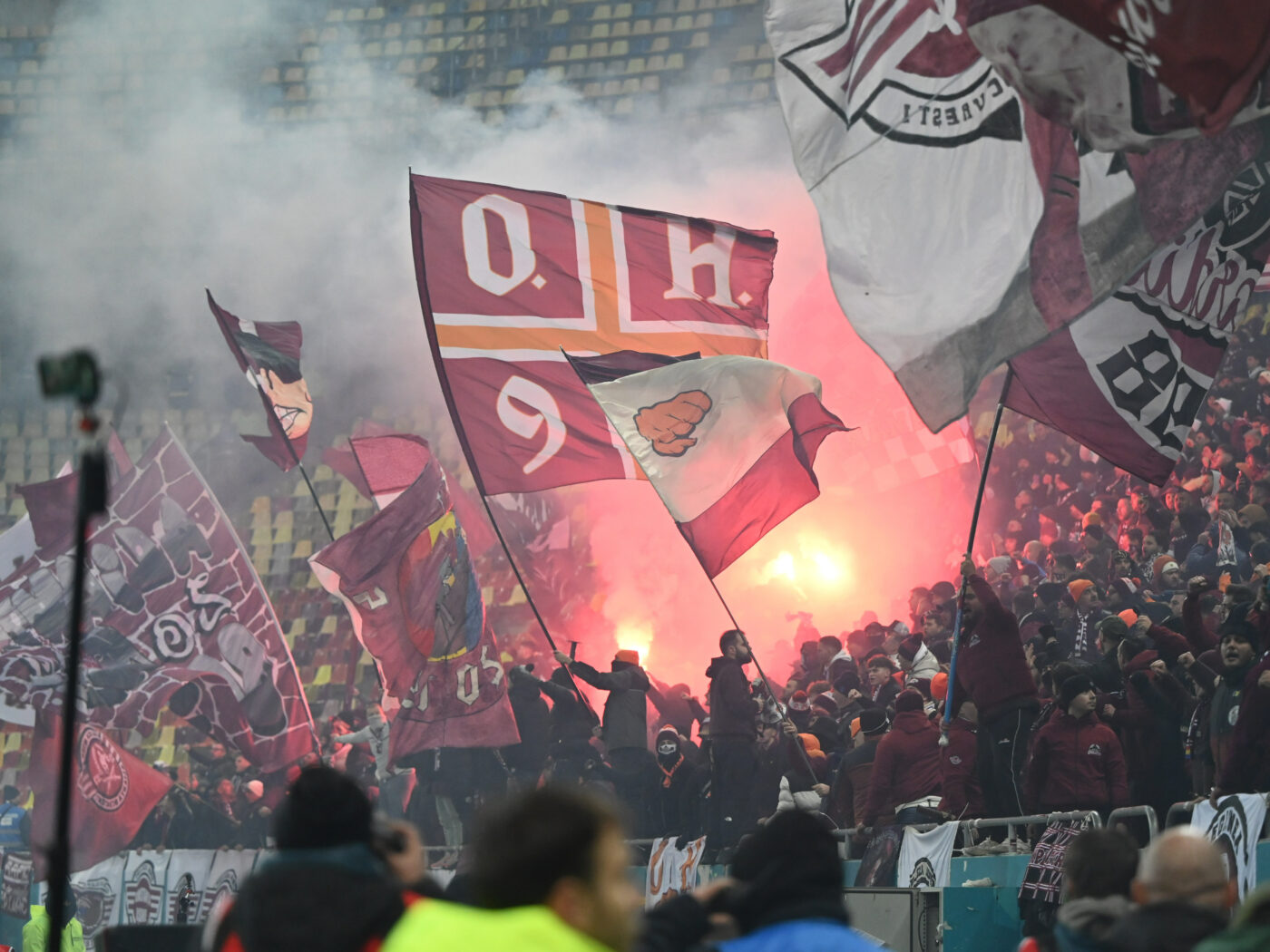 Se încinge marele derby dintre Rapid și FCSB! Giuleștenii au sunat mobilizarea! Câte bilete au vândut pentru cel mai așteptat meci al etapei din Superliga