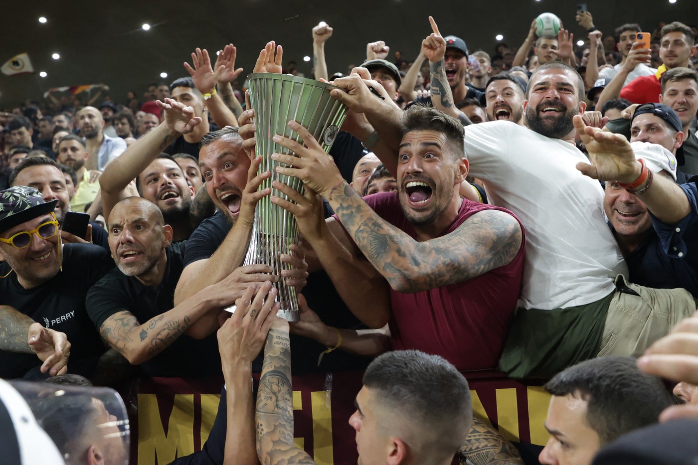 Tragerea la sorți pentru optimile din Conference League Live Video Online, ora 15:00. Chelsea și Fiorentina și-au aflat adversarele.