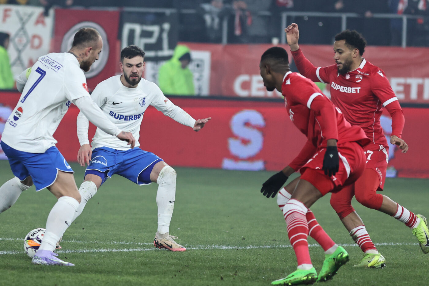 Un fost campion cu Dinamo a găsit explicația pentru eșecul cu Farul Constanța