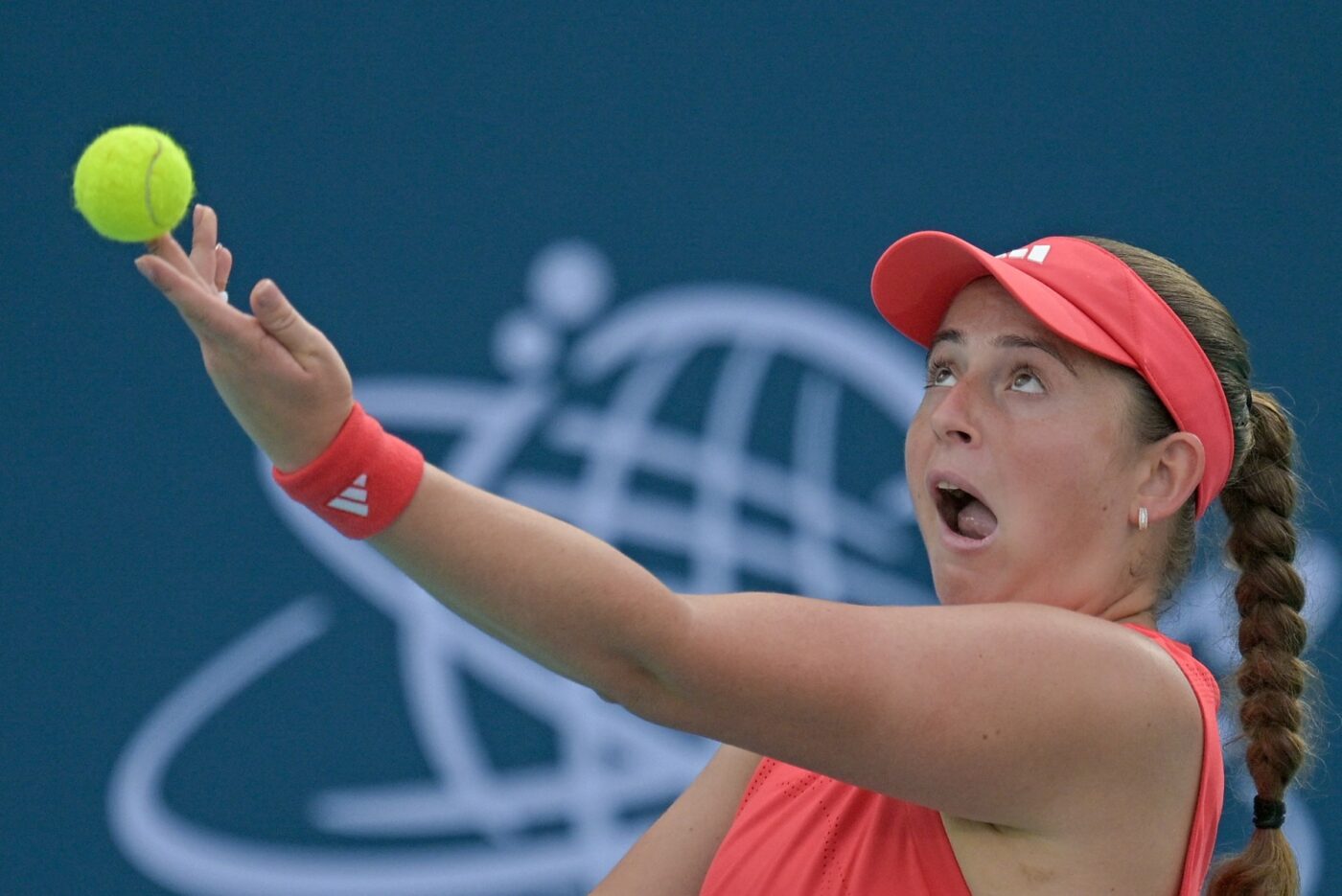 Unguroaica Timea Babos n-a mai suportat şi a făcut-o praf pe controversata Jelena Ostapenko: „Atât de falsă şi de lipsită de respect”