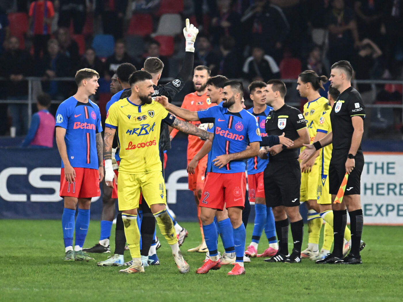 Unul dintre cei mai experimentați fotbaliști din Superligă a decis unde va juca. La 35 de ani a semnat un nou contract