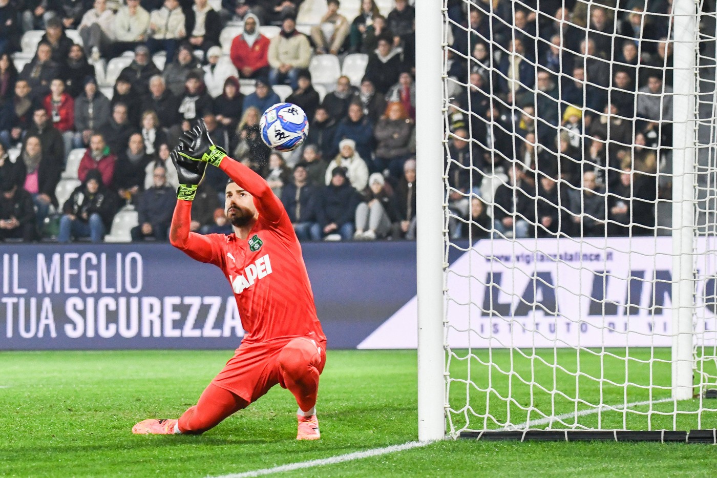 Zidul Horațiu Moldovan. Ce notă a primit după meciul în care nu a luat gol