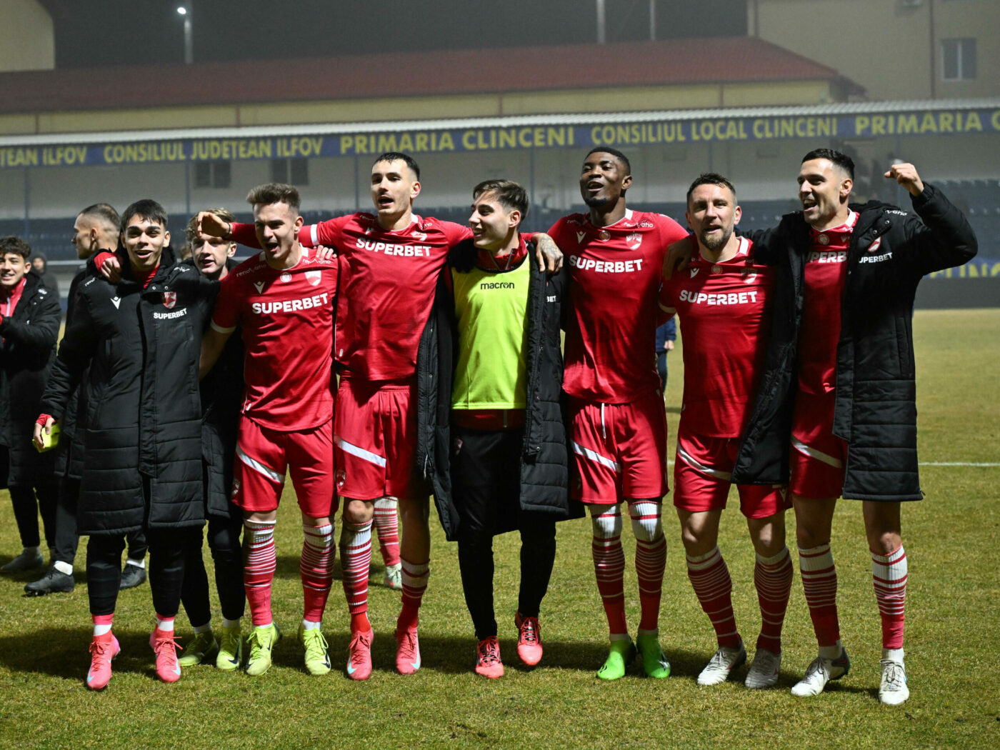 „A avut o ruptură de claviculă. A venit prin filiera lui Kopic”. Cum a făcut Dinamo transferul atacantului pe care l-a cumpărat în trecut Chelsea Londra
