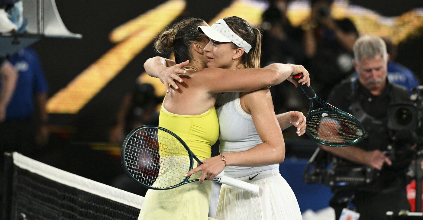 „A zis că mă iartă”. Aryna Sabalenka i-a făcut un cadou de lux prietenei Paula Badosa, după ce a învins-o în semifinala Australian Open