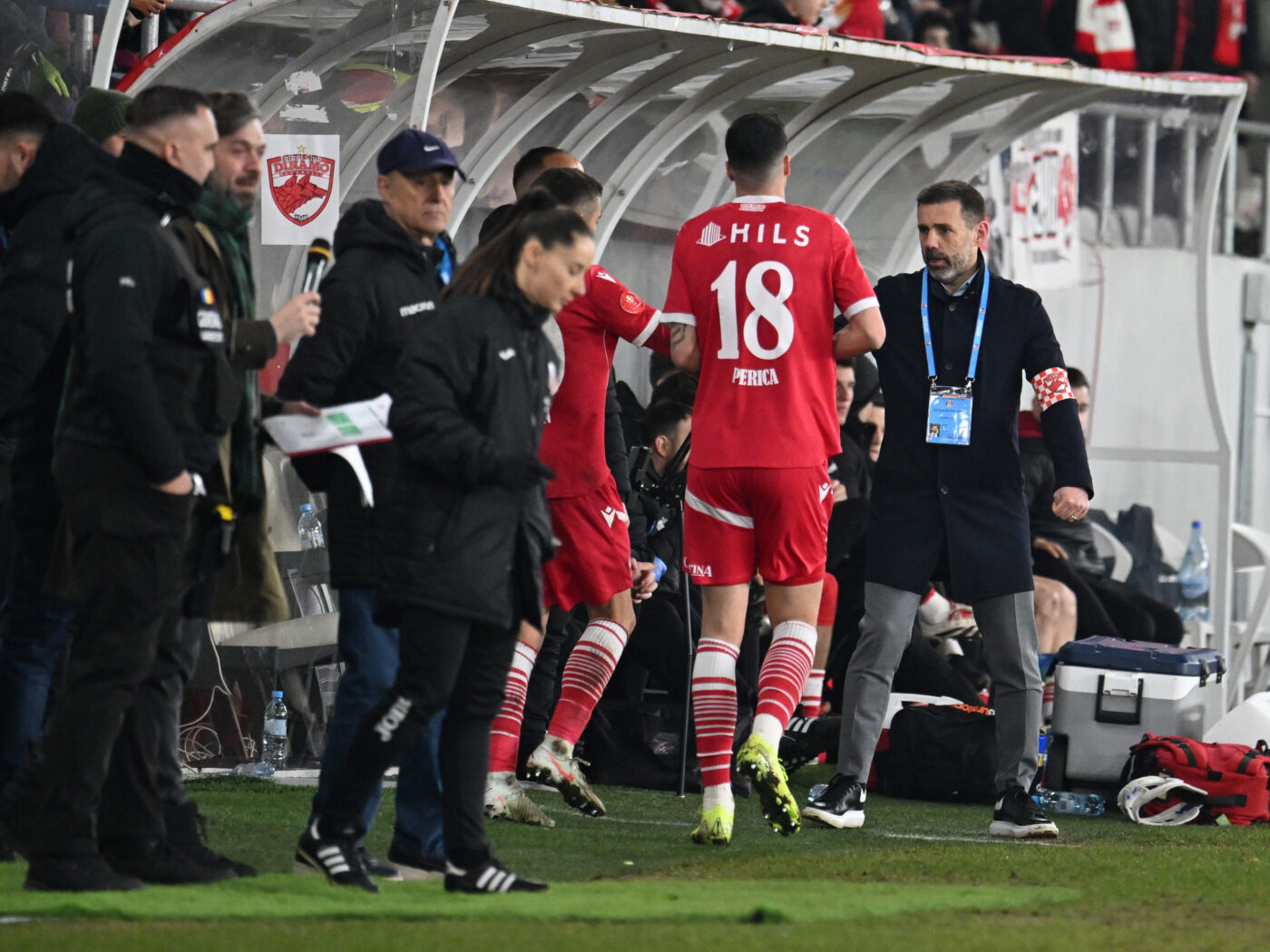 A cerut 5 transferuri pe bani pentru ca Dinamo să ia titlul în Superliga: „Să fie două echipe, ca la FCSB”. EXCLUSIV