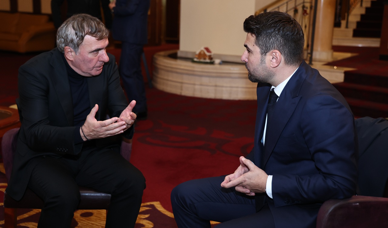 Adrian Mutu dă verdictul despre transferul lui Ianis Hagi pentru care şi-ar fi dat acordul şi Gică Hagi: „Ar fi o nebunie”