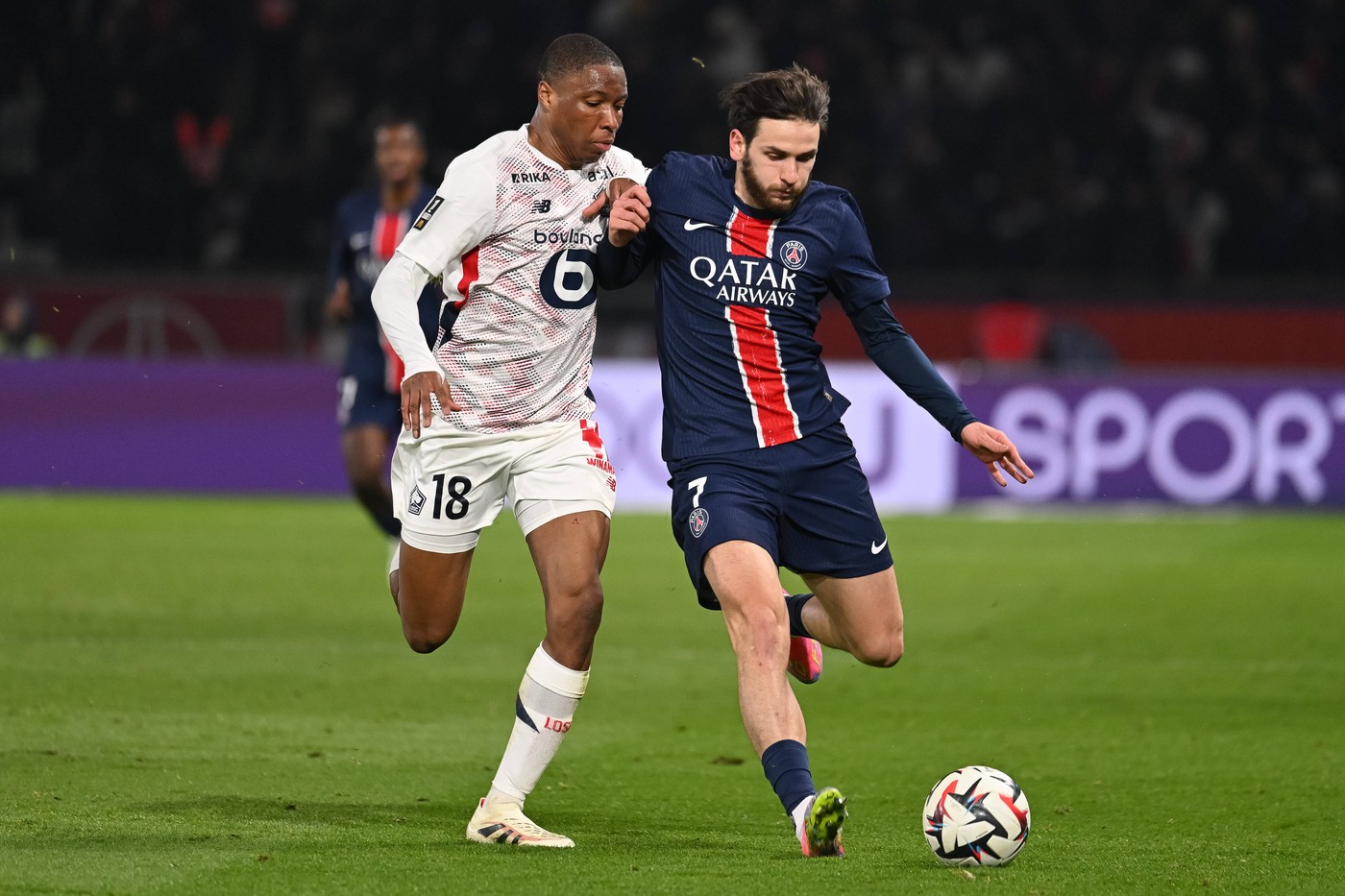Bogătașii se sfâșie pentru a pune mâna pe un club istoric al Spaniei. Șeicii qatarezi de la QSI, care au PSG, se luptă cu americanii de la FSG, care dețin deja FC Liverpool