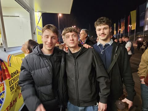 Ce au căutat 9 englezi la București, la meciul România – Bosnia