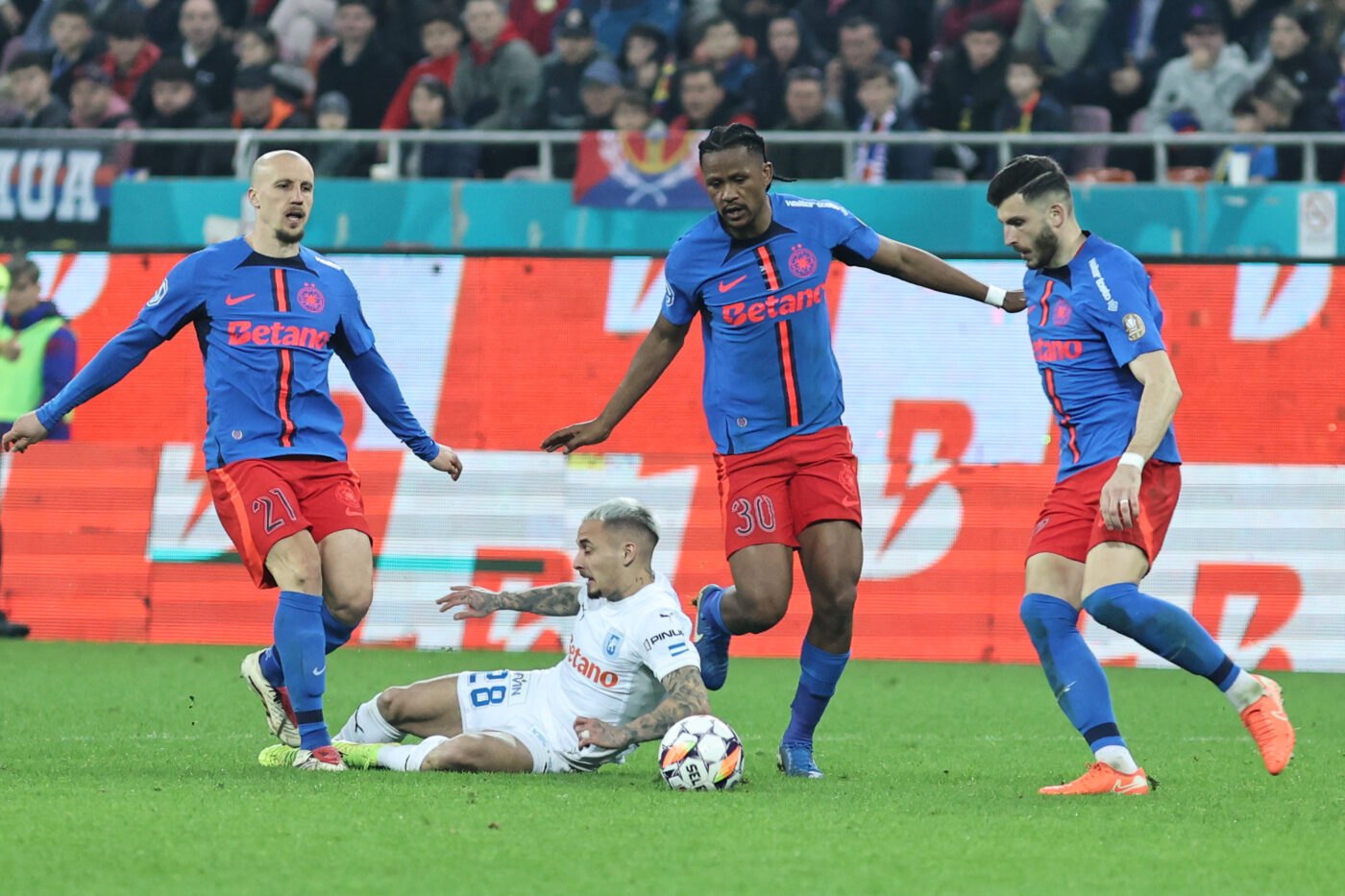 Ce pedeapsă a primit Siyabonga Ngezana după eliminarea de la FCSB – Universitatea Craiova