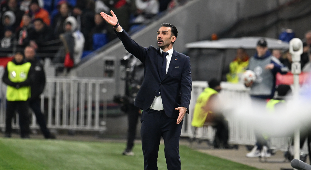 Ce s-a întâmplat în vestiarul campioanei României, după Lyon – FCSB 4-0. Elias Charalambous i-a văzut pe fotbaliști: „Asta le-am zis”