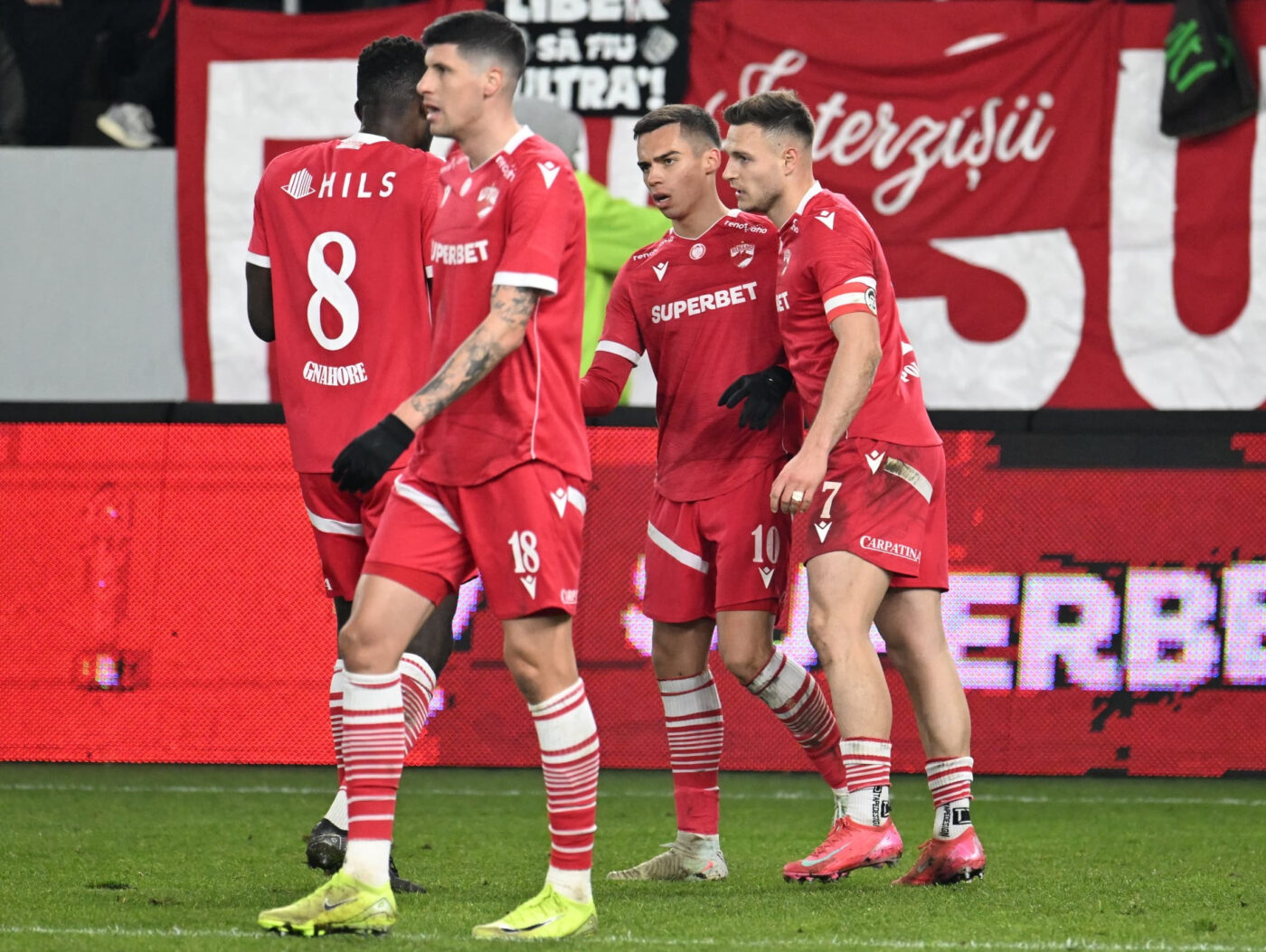 UTA – Dinamo 0-2, Live Video Online în etapa cu numărul 30 din Superliga. Selmani majorează diferența pe final de meci