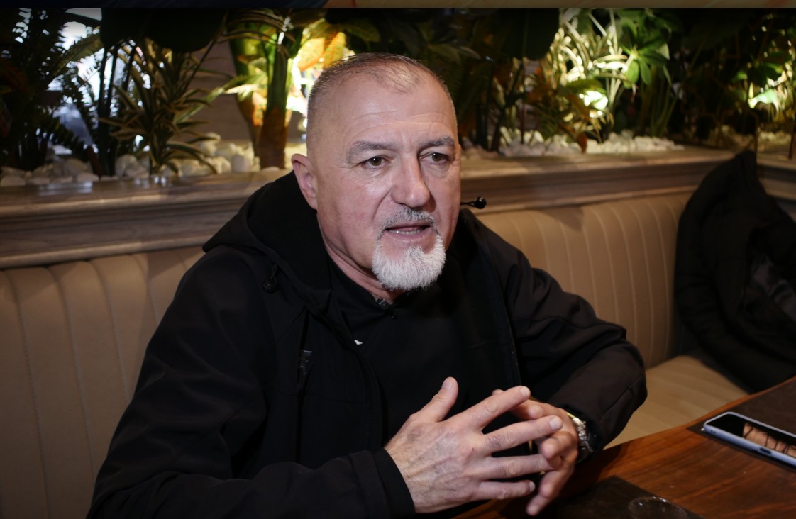 Drama înfiorătoare trăită de Petre Grigoraș, antrenorul care și-a văzut fiul desfigurat pe teren: „Devastator, șase fracturi faciale! Cel mai greu moment din toată viața mea în fotbal”. EXCLUSIV