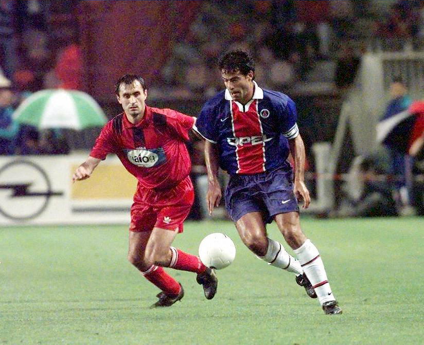 Fostul șef al roș-albaștrilor rupe tăcerea despre PSG – Steaua 5-0, meci suspectat de blat: „Unii credeau că sunt prea buni, alții că sunt prea proști. Le tremurau gladiolele”