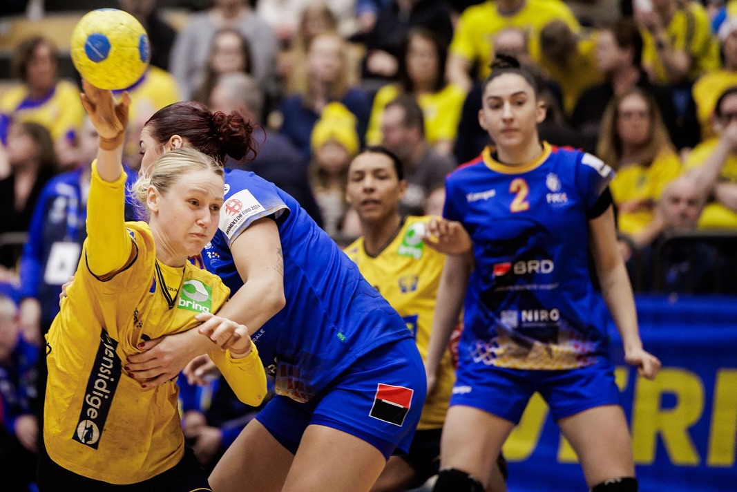 Handbalul feminin, în zodia ghinionului! Două eșecuri cu Suedia și trei accidentări în cinci zile