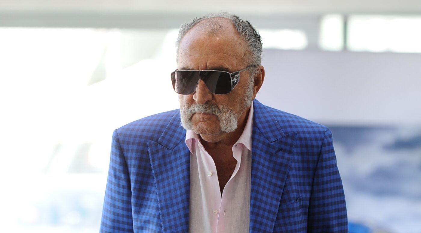 Ion Țiriac a dat o nouă lovitură de marketing. A chemat un alt veteran la Bucureşti pentru a-i încânta pe români