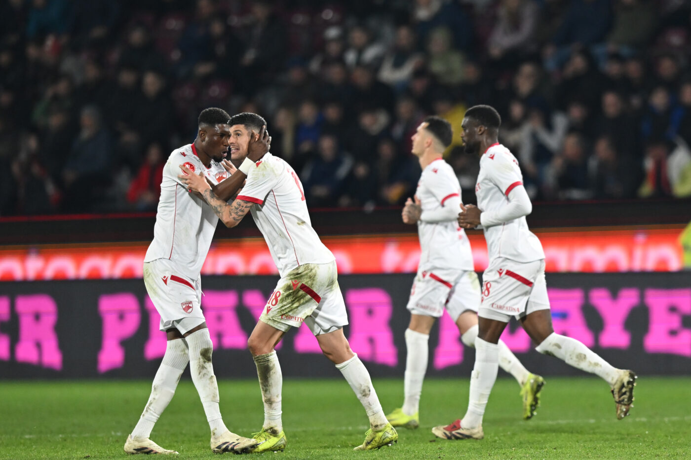 Ionuț Chirilă nu s-a mai abținut și a desființat prestația lui Dinamo din înfrângerea cu CFR Cluj: „Prea puțin și prea târziu”
