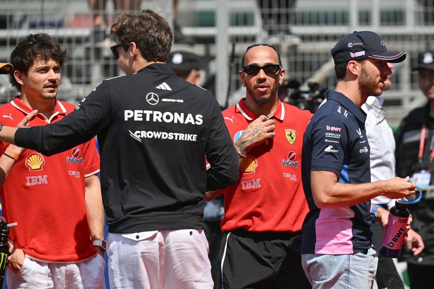 Lewis Hamilton și Charles Leclerc, ambii de la Ferrari, descalificați! Ce s-a întâmplat la Marele Premiu al Chinei de Formula 1
