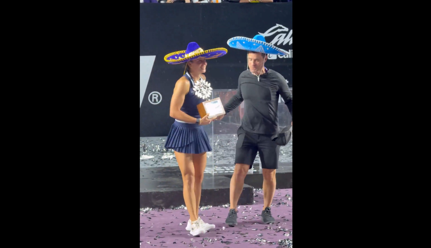 Magnatul cu o avere de peste 1.500.000.000 de dolari n-a mai ținut cont de reguli și a dansat cu fiica lui, direct pe teren, după ce a câștigat titlul WTA