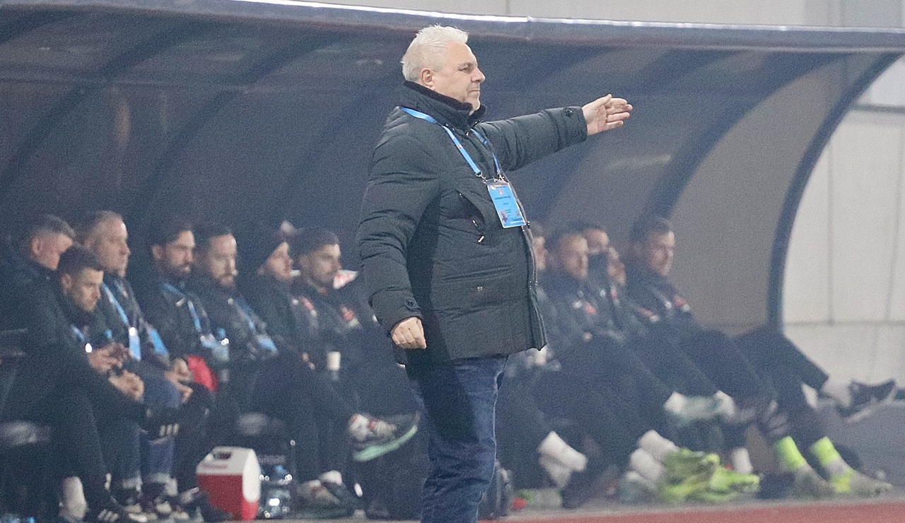 Marius Șumudică s-a dezlănțuit când a fost întrebat despre un posibil „blat” cu Măldărășanu și Niculae: „Te duci la pușcărie!”