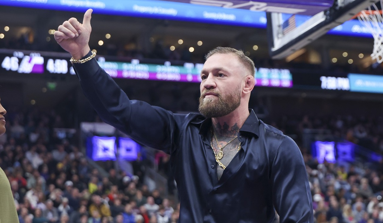 Milionarul a ascuns aur de 100.000 de dolari în gunoaiele din Capitală. Oamenii trebuie să găsească bucățile lăsate de Conor McGregor