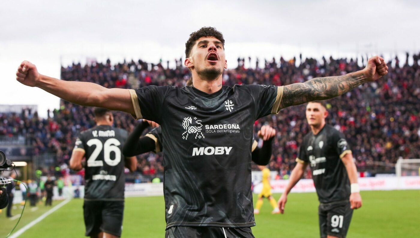 Negociază cu arabii şi forțează transferul definitiv al lui Florinel Coman. Cagliari nu are clauză de cumpărare
